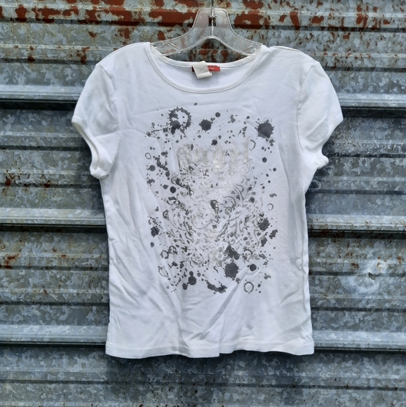 White Angel Shirt with Silver Splatter Paint Design - Picture 11 of 12